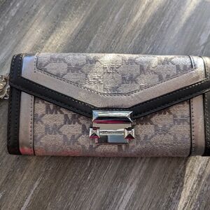 Michael Kors Stylish Silver and Black Women's Wallet